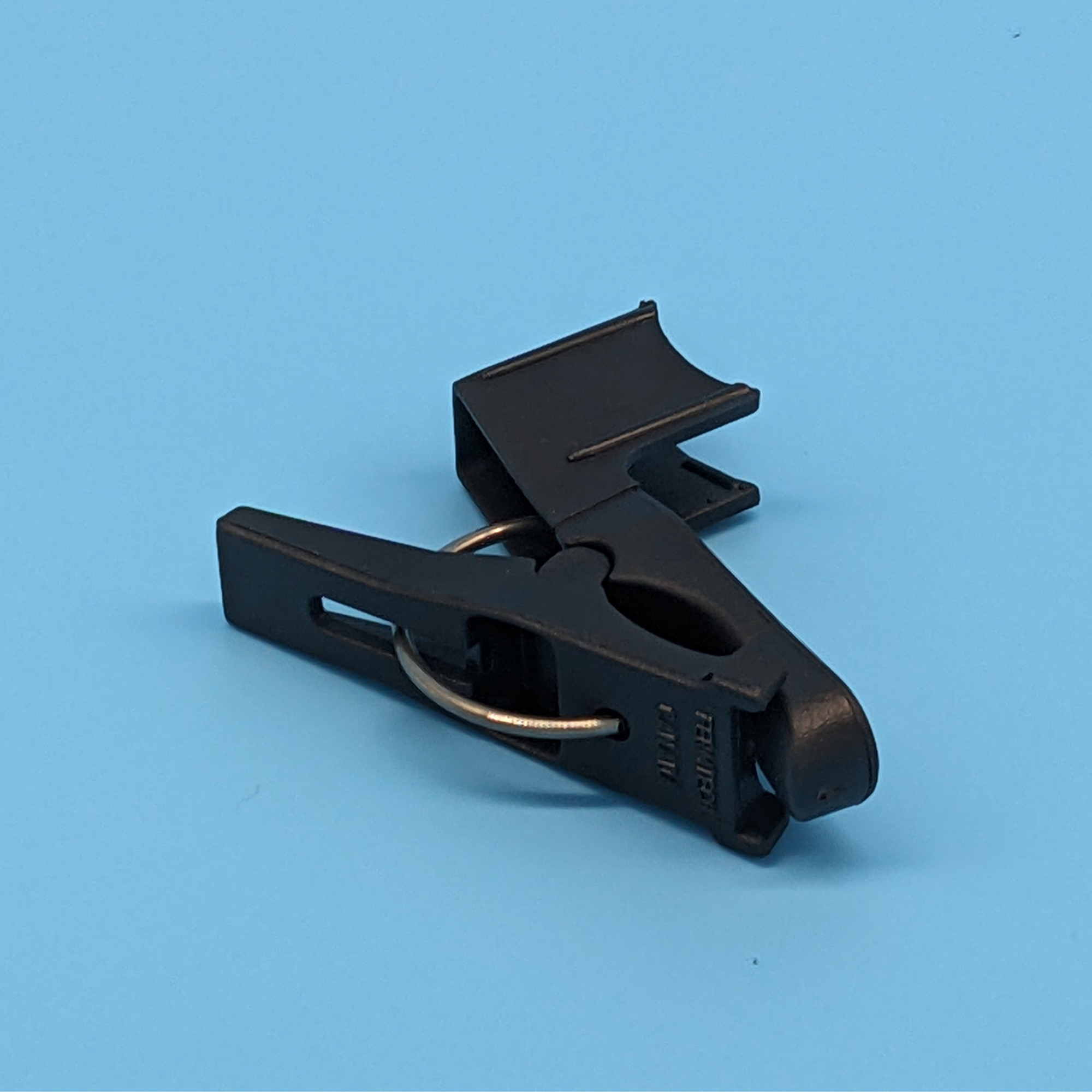 J Tube Black Clip