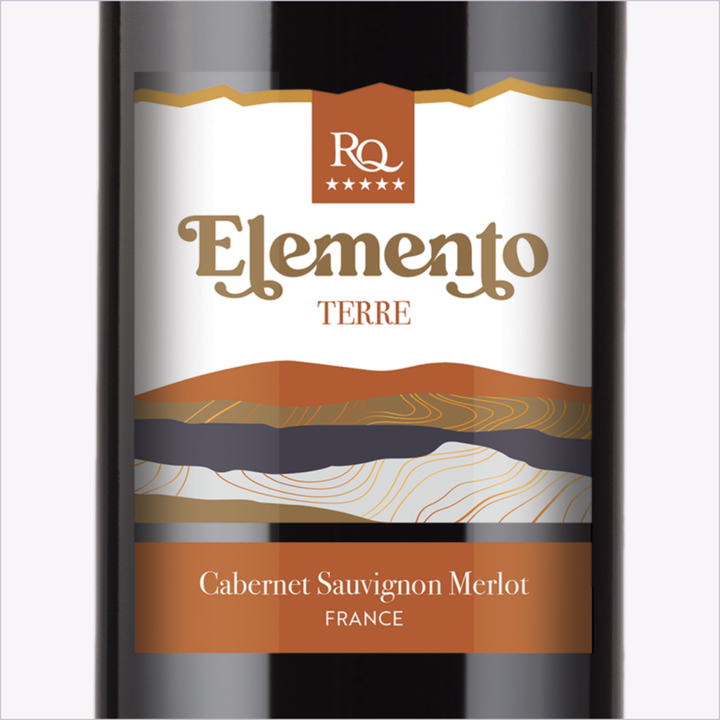 Close-up of the RQ27 Elemento Terre wine label